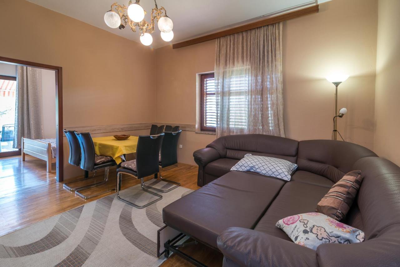 Belvedere Apartments Krk Town Luaran gambar