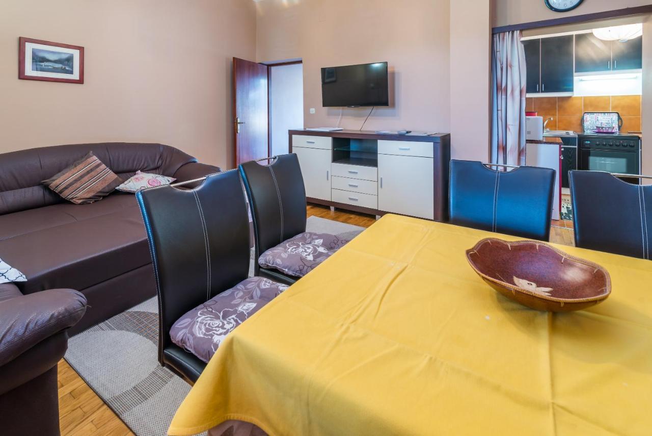 Belvedere Apartments Krk Town Luaran gambar